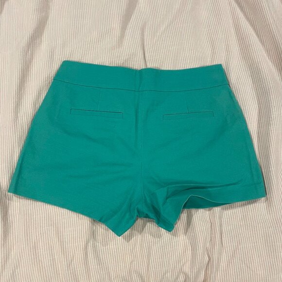 J.Crew high-rise pleated shorts with pockets - Picture 2 of 7